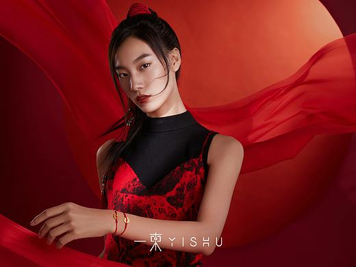 一束 | 周大福^有求币应系列