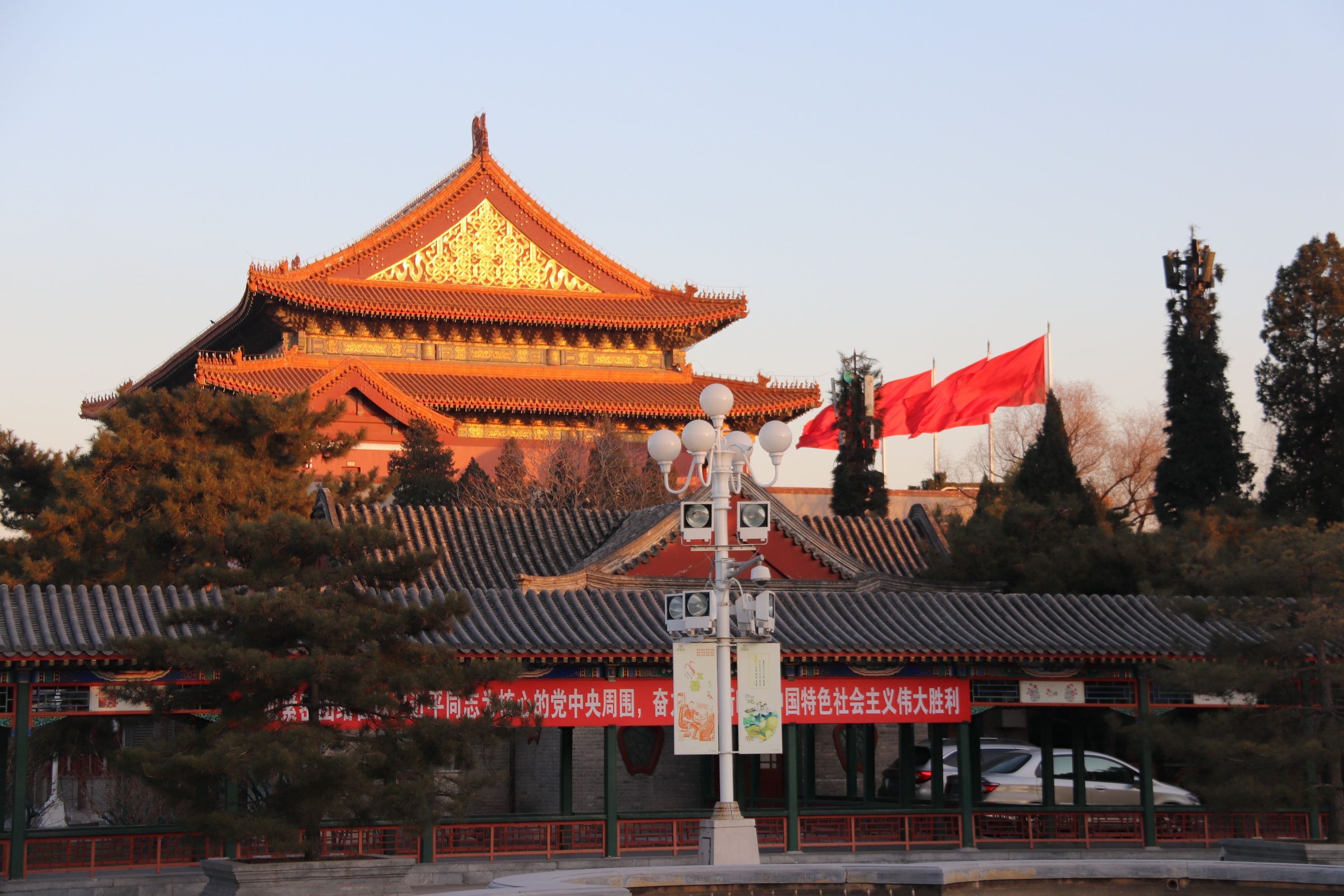 天安门附近啪啪啪