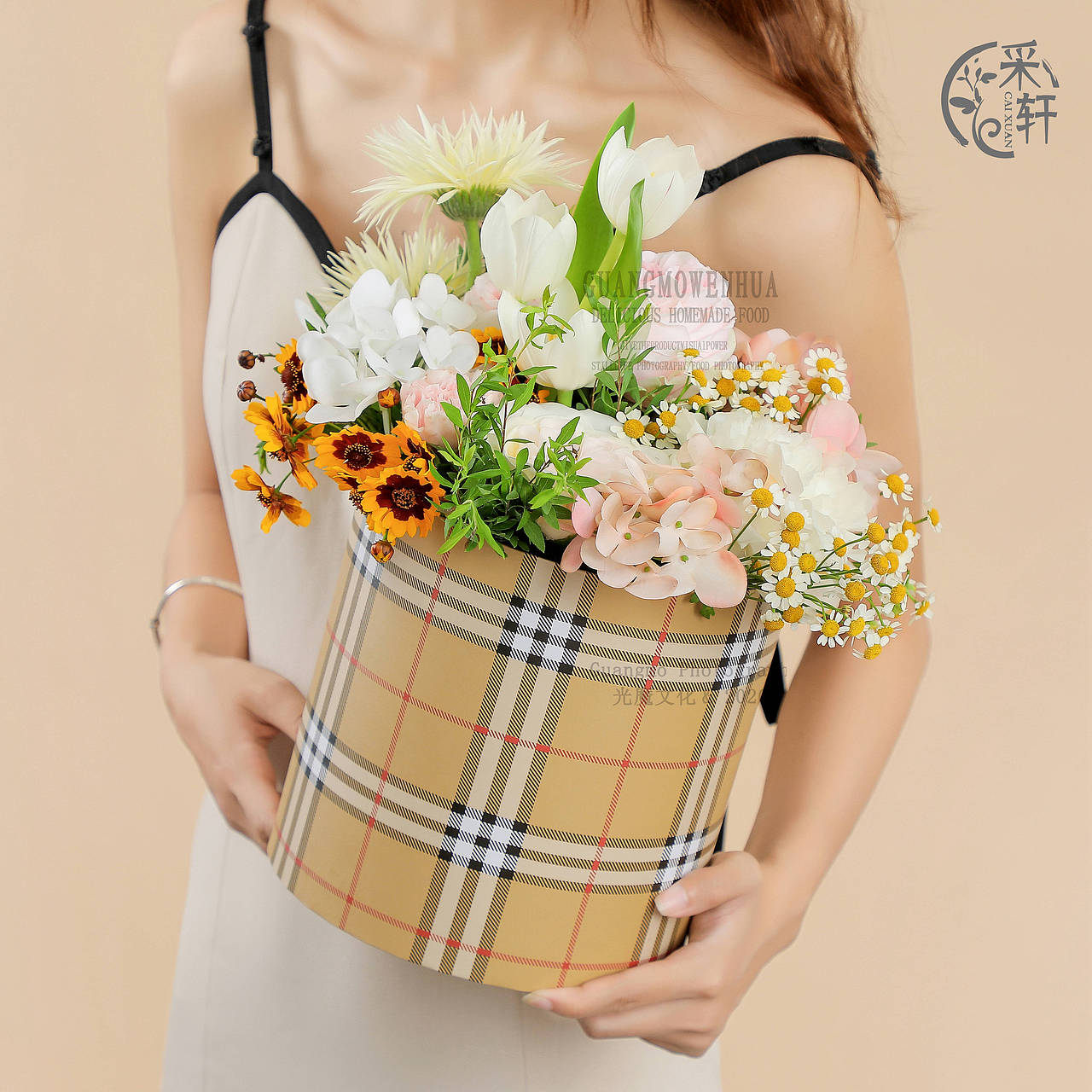 鲜花礼盒（图ZMjQ2OTA4NTUy） - 产品摄影 - 站酷设计师静静咚原创素材 - 站酷ZCOOL