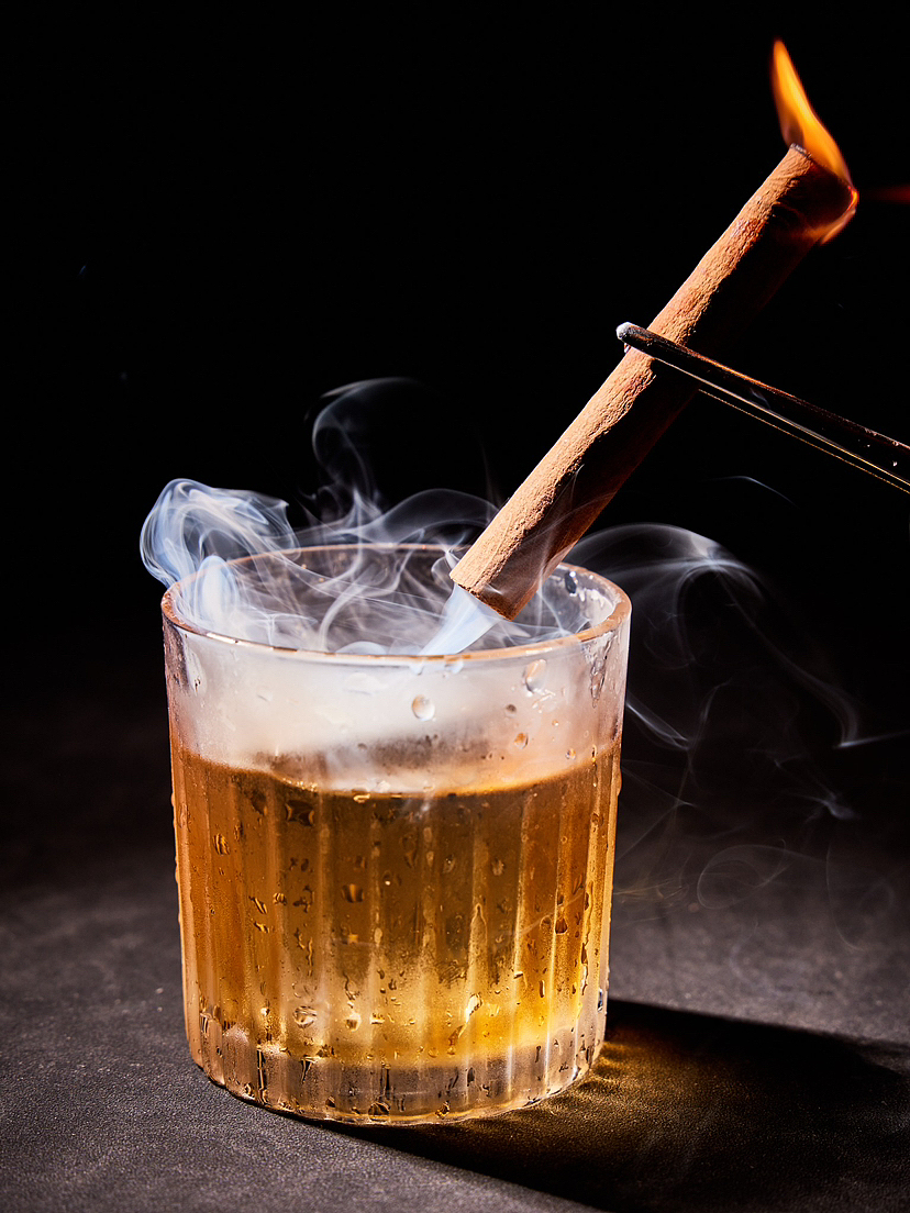 酒吧菜单菜单拍摄（图ZMzQ4MjgwNjA0） - 产品摄影 - 站酷设计师深圳那片蓝天广告原创素材 - 站酷ZCOOL