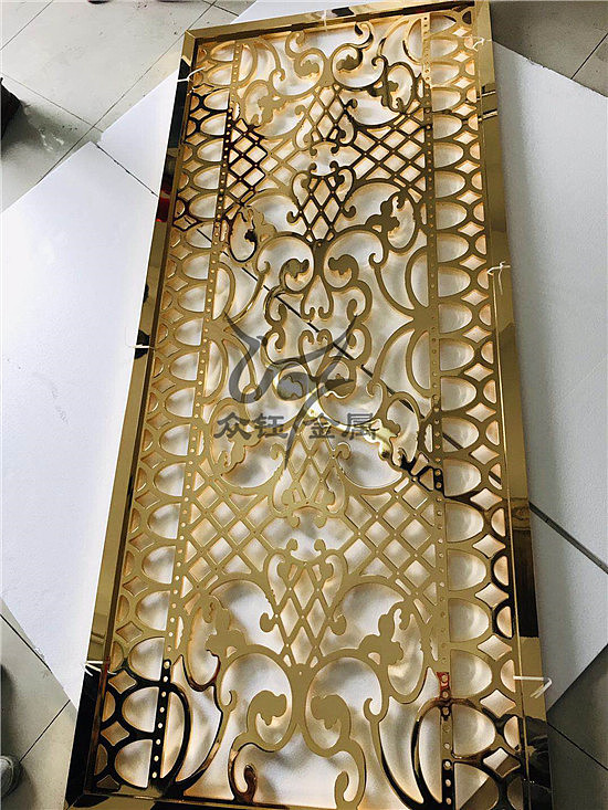 铝艺雕花屏风 奢华K金屏风隔断