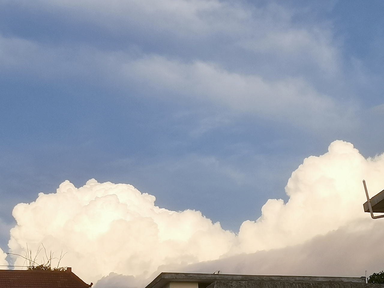 云是天空的一封信