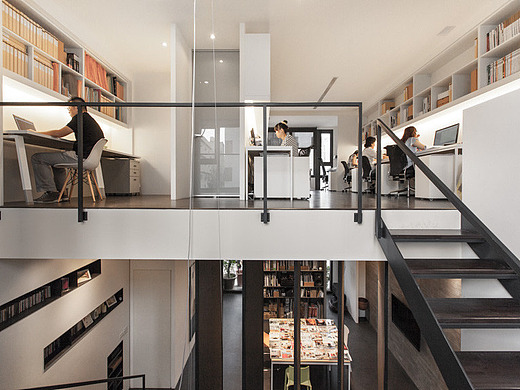 南昌loft办公室装修设计效果图