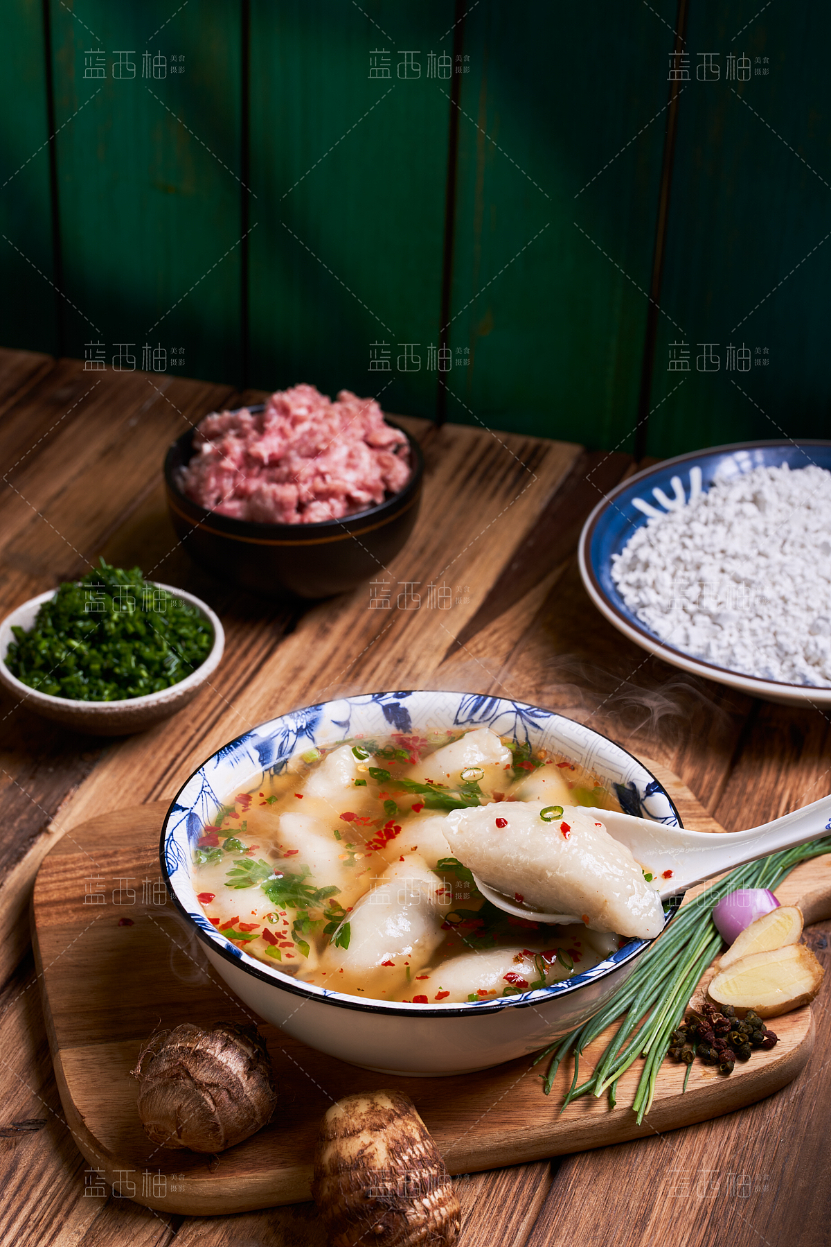 爆炒江西炒粉 颠锅颠勺摄影 小吃美食拍摄（图ZMzU1MjQ1MDU2） - 美食摄影 - 站酷设计师蓝西柚美食摄影原创素材 - 站酷ZCOOL