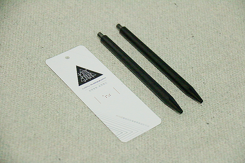 “摄、计、诗”个人概念书籍装帧及周边设计