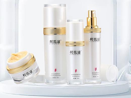 護(hù)膚品套裝詳情+主圖（個(gè)人主頁(yè)-ZNTA4MDg1Mjg=） - 電商 - 站酷設(shè)計(jì)師Alla跡部原創(chuàng)素材 - 站酷ZCOOL