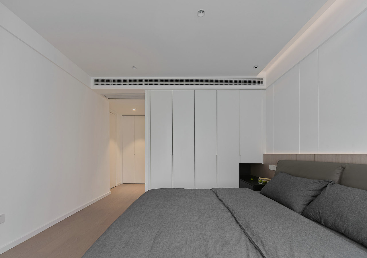 129㎡现代简约风，转角悬空柜，增加收纳方便打扫