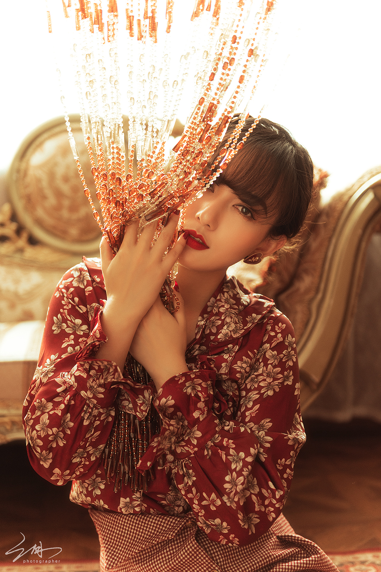 卷珠帘（图ZMjI4MTQ4Mzc2） - 人像摄影 - 站酷设计师三月say原创素材 - 站酷ZCOOL