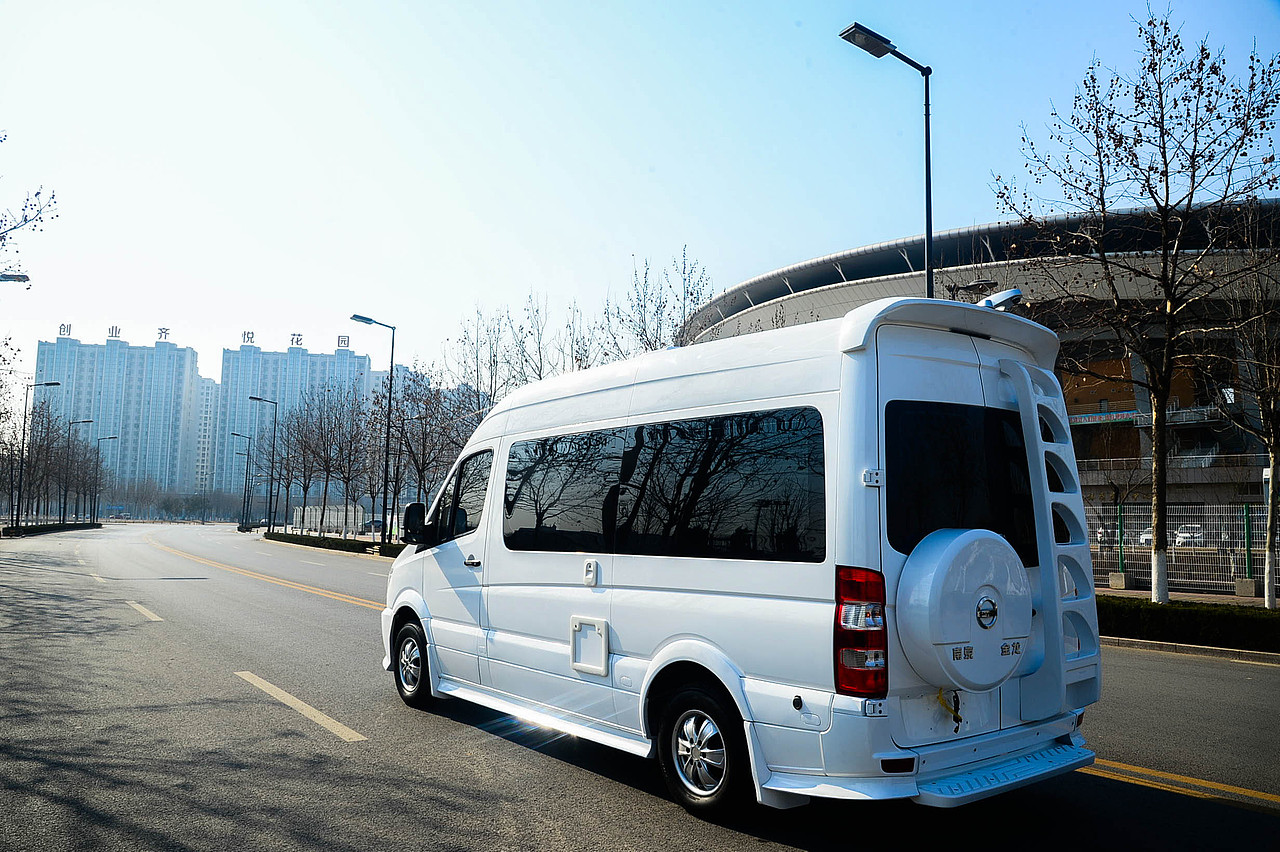 南京金龙b型商旅房车