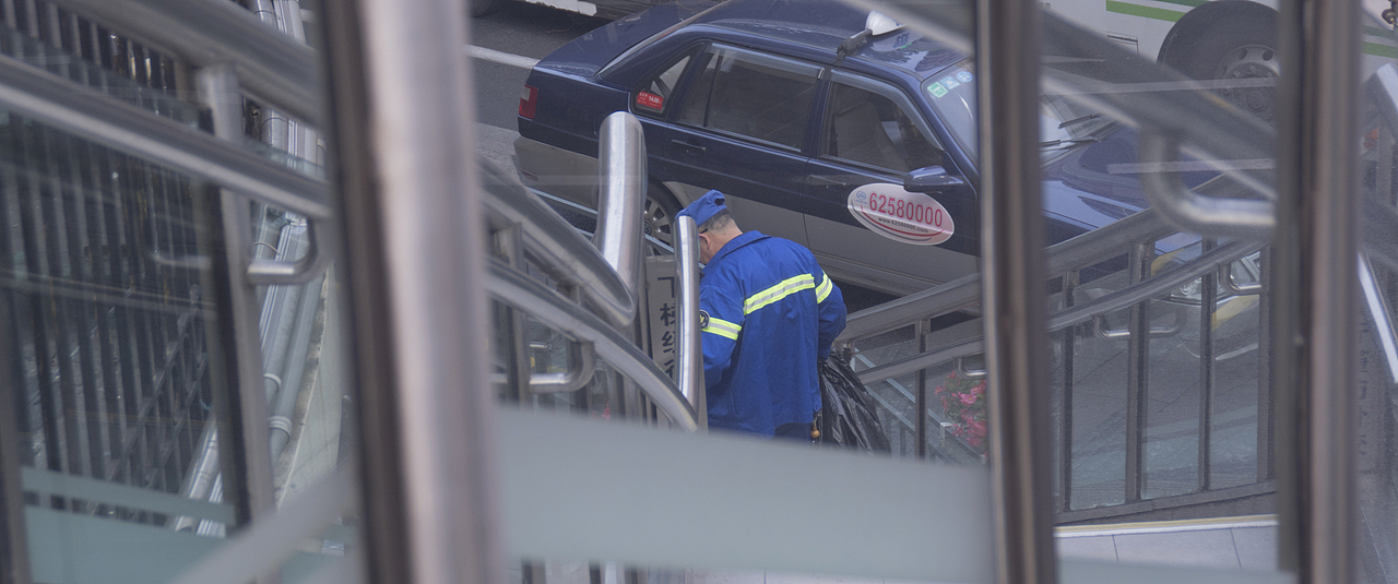 上海凌晨六点半（图ZMTM4MTgzNzUy） - 人文/纪实摄影 - 站酷设计师来来的Tekapo原创素材 - 站酷ZCOOL