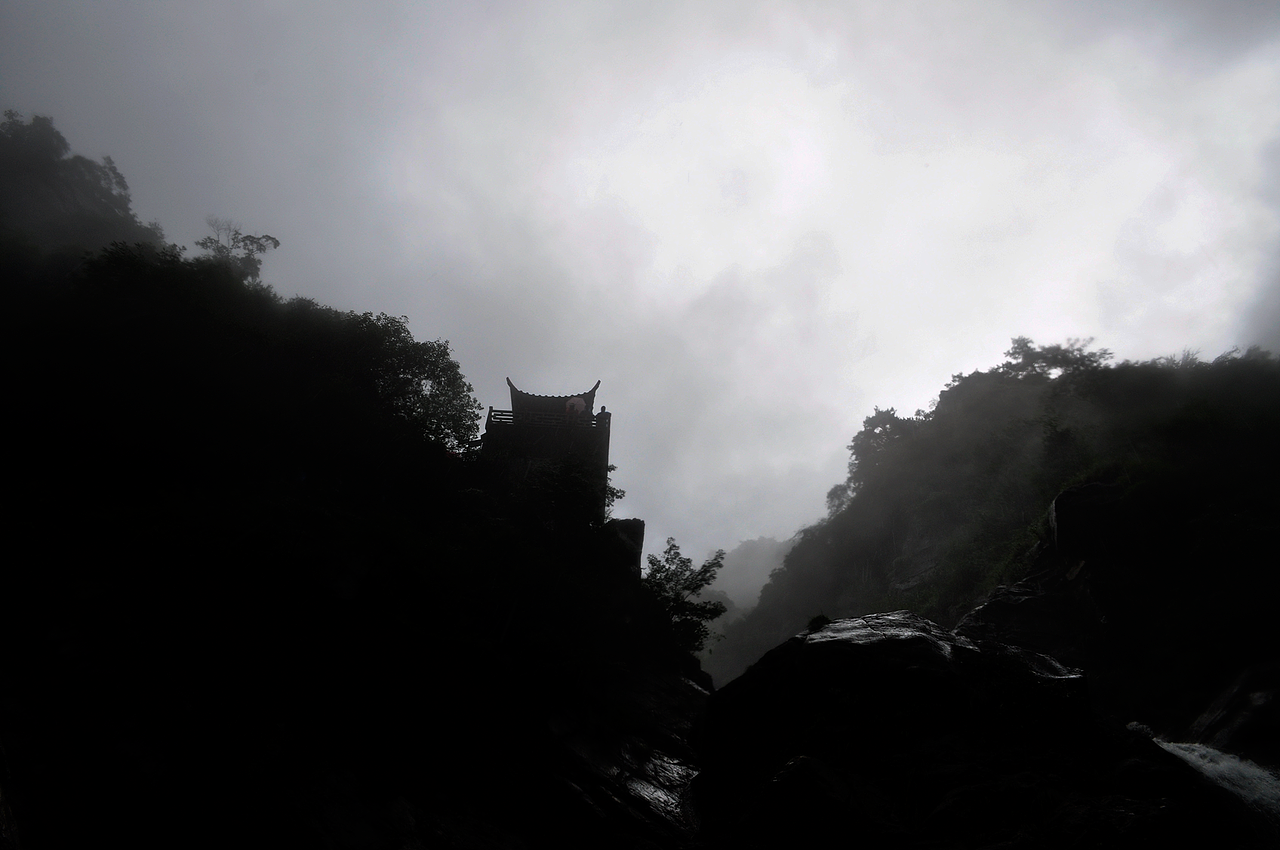 庐山烟雨 飞流直下三千尺 疑是银河落九天（图ZMjc1Mzg2Mjg=） - 风光摄影 - 站酷设计师东邪西毒原创素材 - 站酷ZCOOL