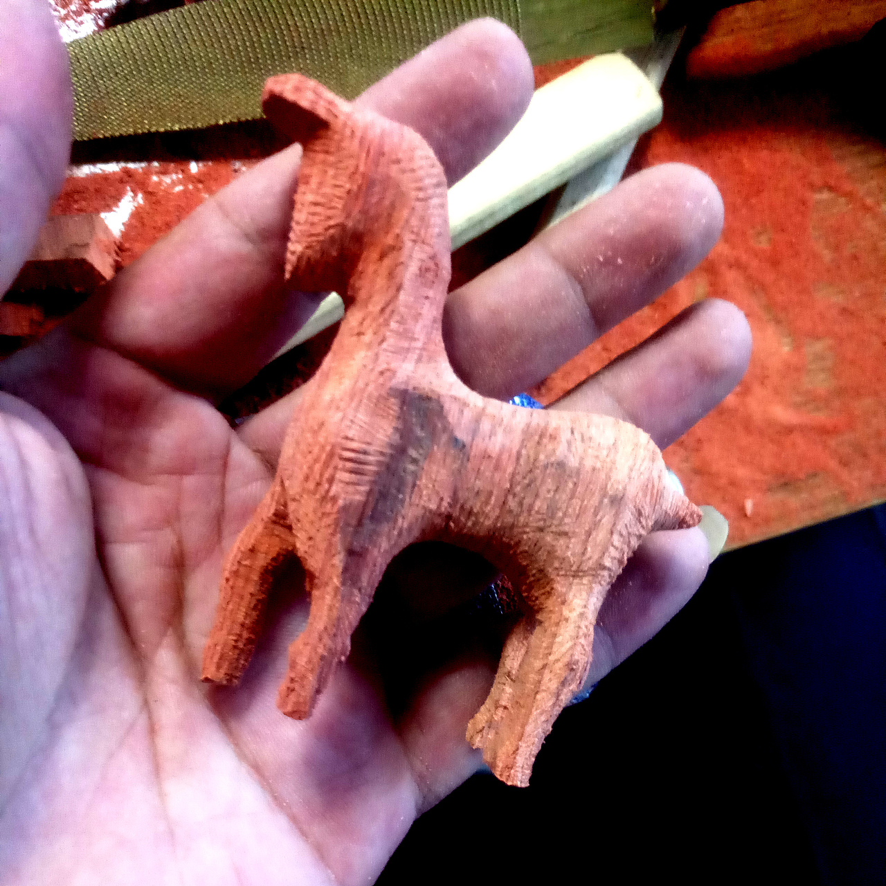 花梨木雕刻《萌鹿》（图ZMTIxODA1Mjg4） - 其他手工艺 - 站酷设计师潍坊设计老赵WF原创素材 - 站酷ZCOOL