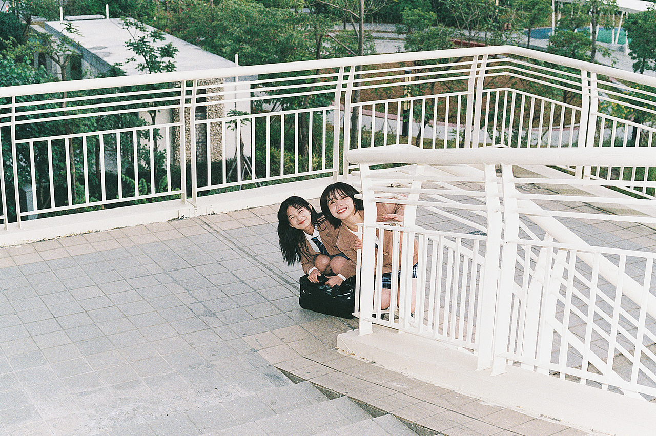 少女邂逅（图ZMjQxNzMwMTMy） - 人像摄影 - 站酷设计师咔嚓旺旺原创素材 - 站酷ZCOOL