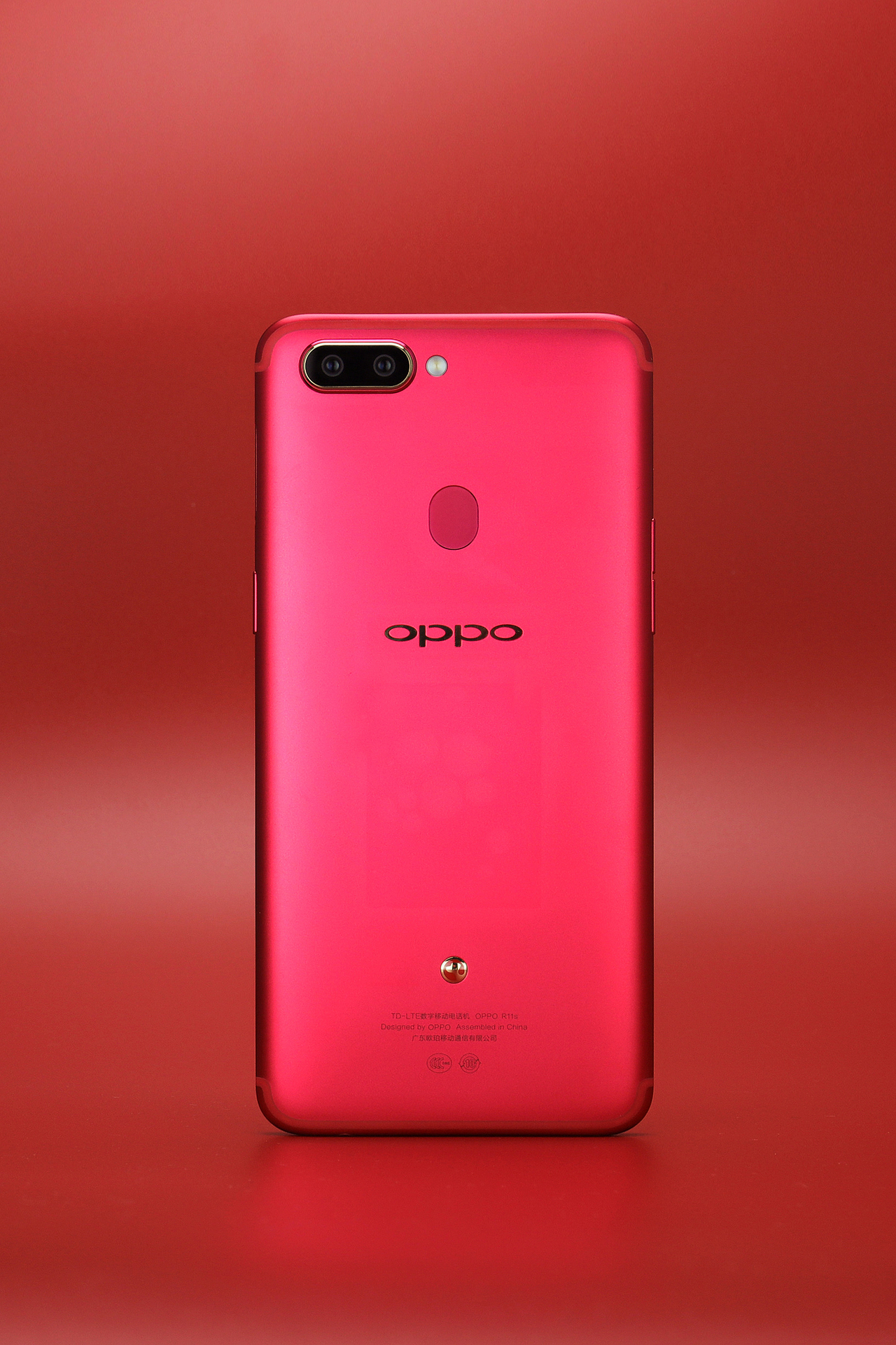 OPPO R11s星幕新年版：更好的新年礼物！（图ZMTAwNDI2MzA0） - 电子产品 - 站酷设计师数码视界原创素材 - 站酷ZCOOL