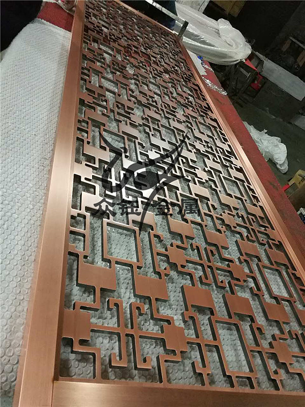 酒店屏风精雕隔断 红古铜屏风 铝板雕刻屏风厂家（图ZMjE2MDYzMjQ0） - 家装设计 - 站酷设计师众钰金属原创素材 - 站酷ZCOOL