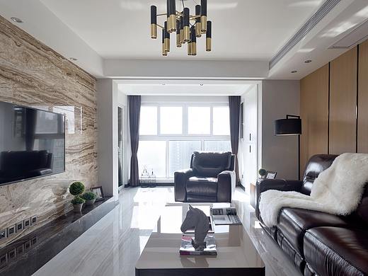 至 域丨浓浓亲情的家