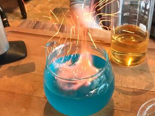 Platform 1094 餐厅（个人主页-ZMjU5MTIxNDg=） - 短片 - 站酷设计师米赞短视频原创素材 - 站酷ZCOOL