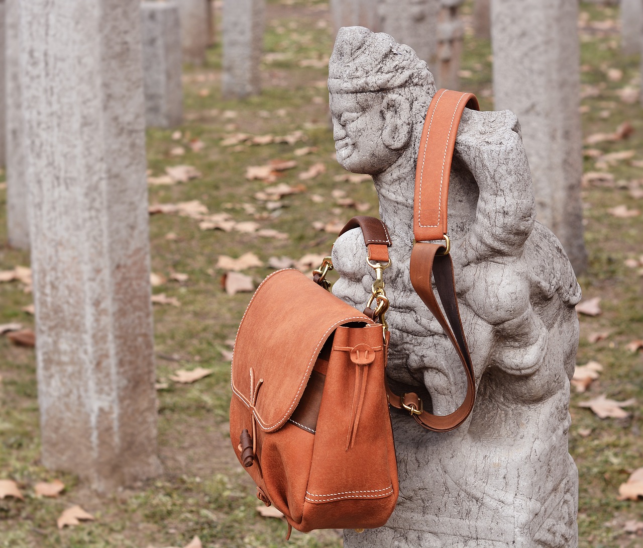 手工皮具 机车包（图ZMTA0ODYxOTY4） - 工艺品设计 - 站酷设计师青皋手工皮艺原创素材 - 站酷ZCOOL