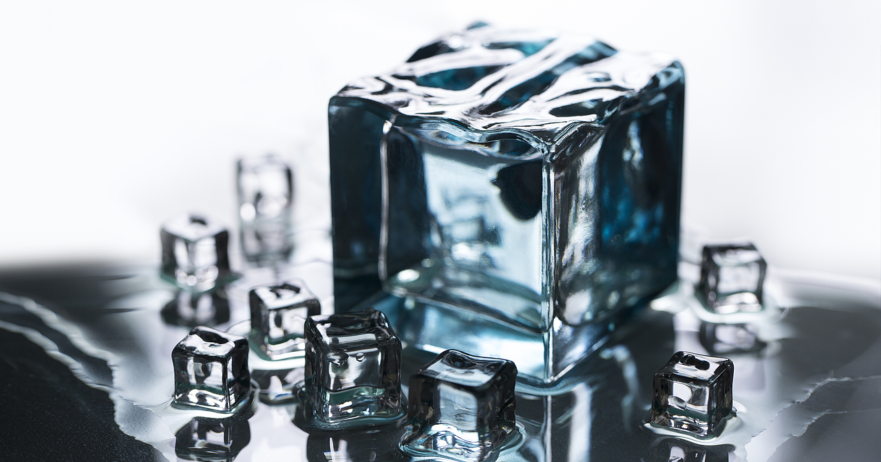 冰立方/清也酒（图ZMTkyNTQ2NTU2） - 包装 - 站酷设计师大家创库原创素材 - 站酷ZCOOL