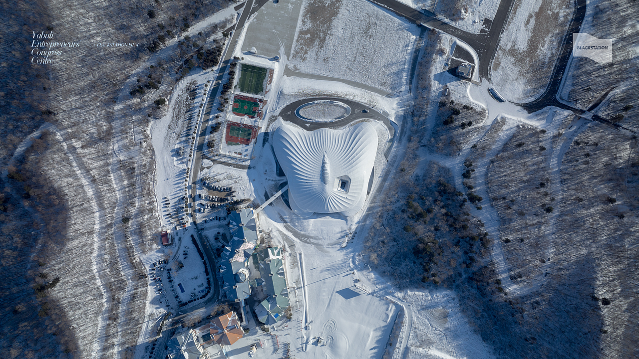 雪山谷之心｜MAD的亚布力企业家论坛永久会址建筑影像（图ZMjg5ODgwMDQ4） - 环境/建筑摄影 - 站酷设计师Blackstation影像原创素材 - 站酷ZCOOL