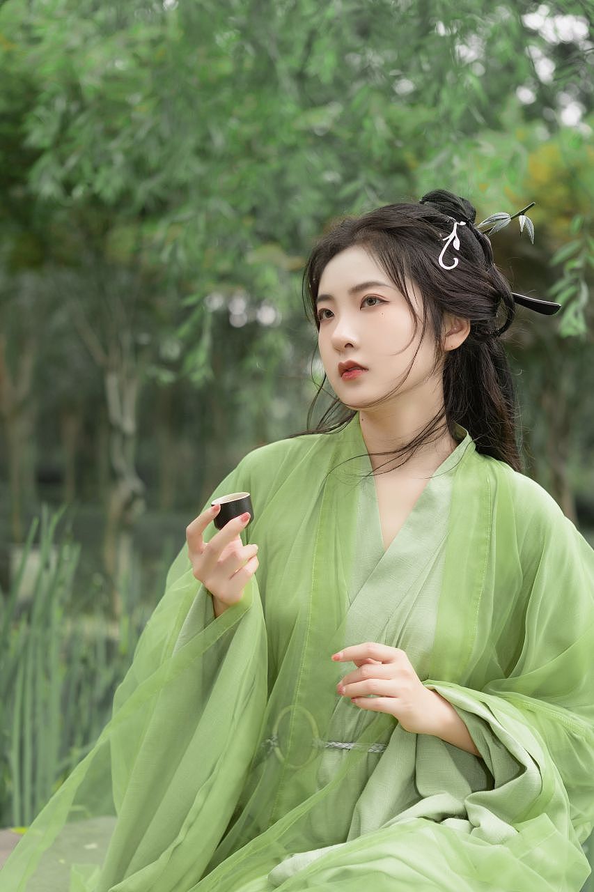 国风写真丨绿色魏晋（图ZMzA3ODUxODUy） - 人像摄影 - 站酷设计师商业配图原创素材 - 站酷ZCOOL