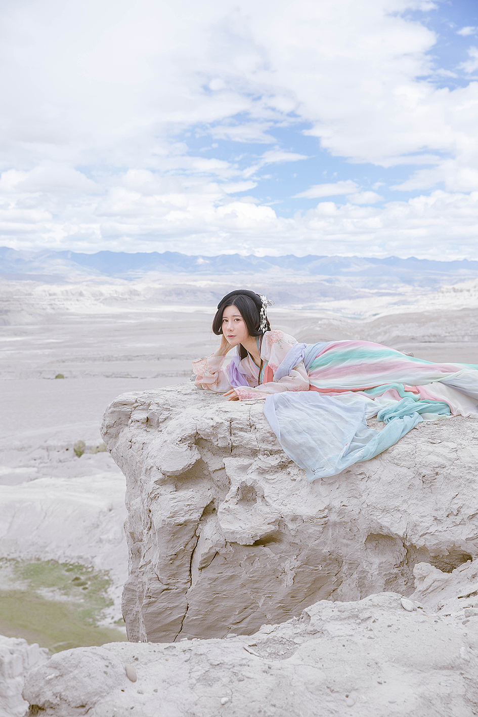 惹尘埃（图ZOTI3Njc4MzY=） - 人像摄影 - 站酷设计师ROEMWO原创素材 - 站酷ZCOOL