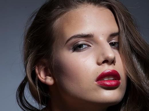 女模特人像精修练习