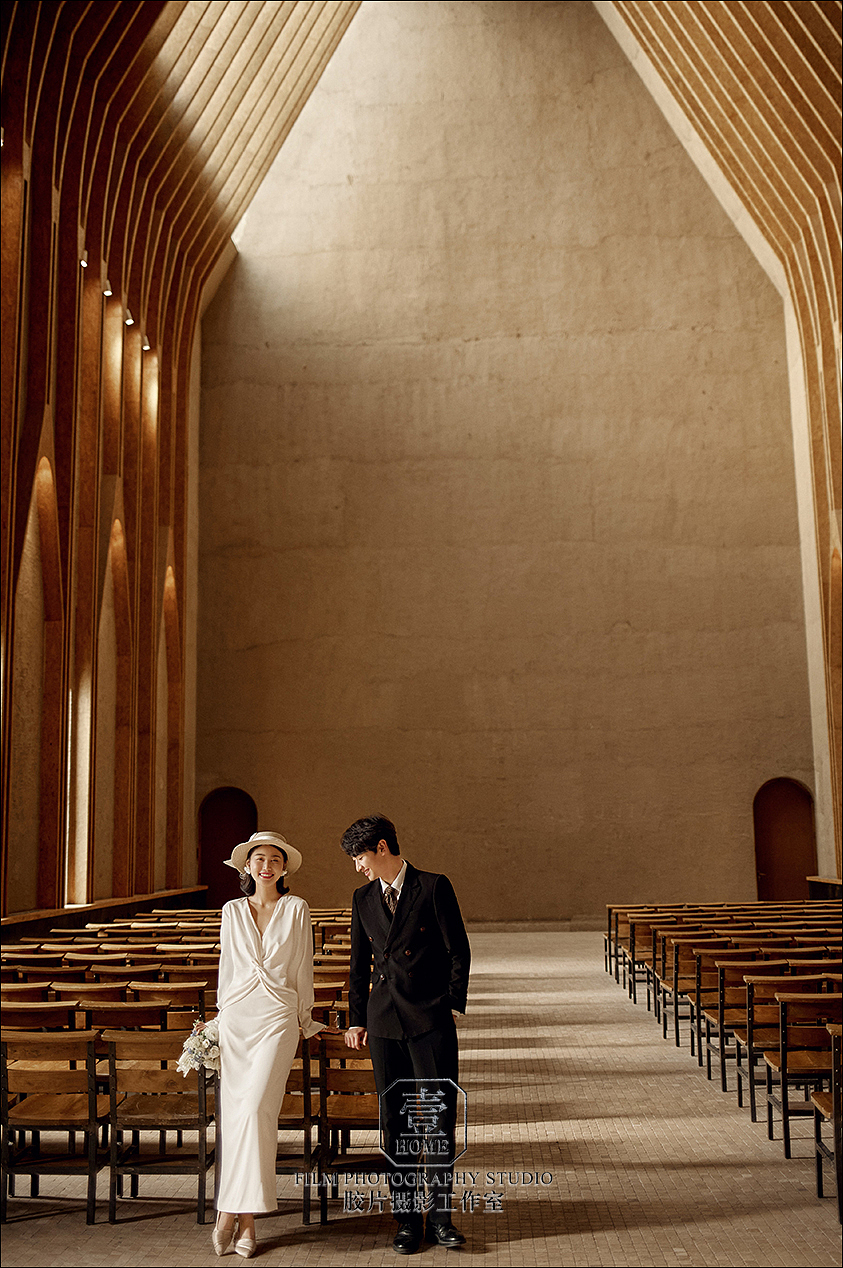 北京油画院婚纱照,也太有仪式感了!