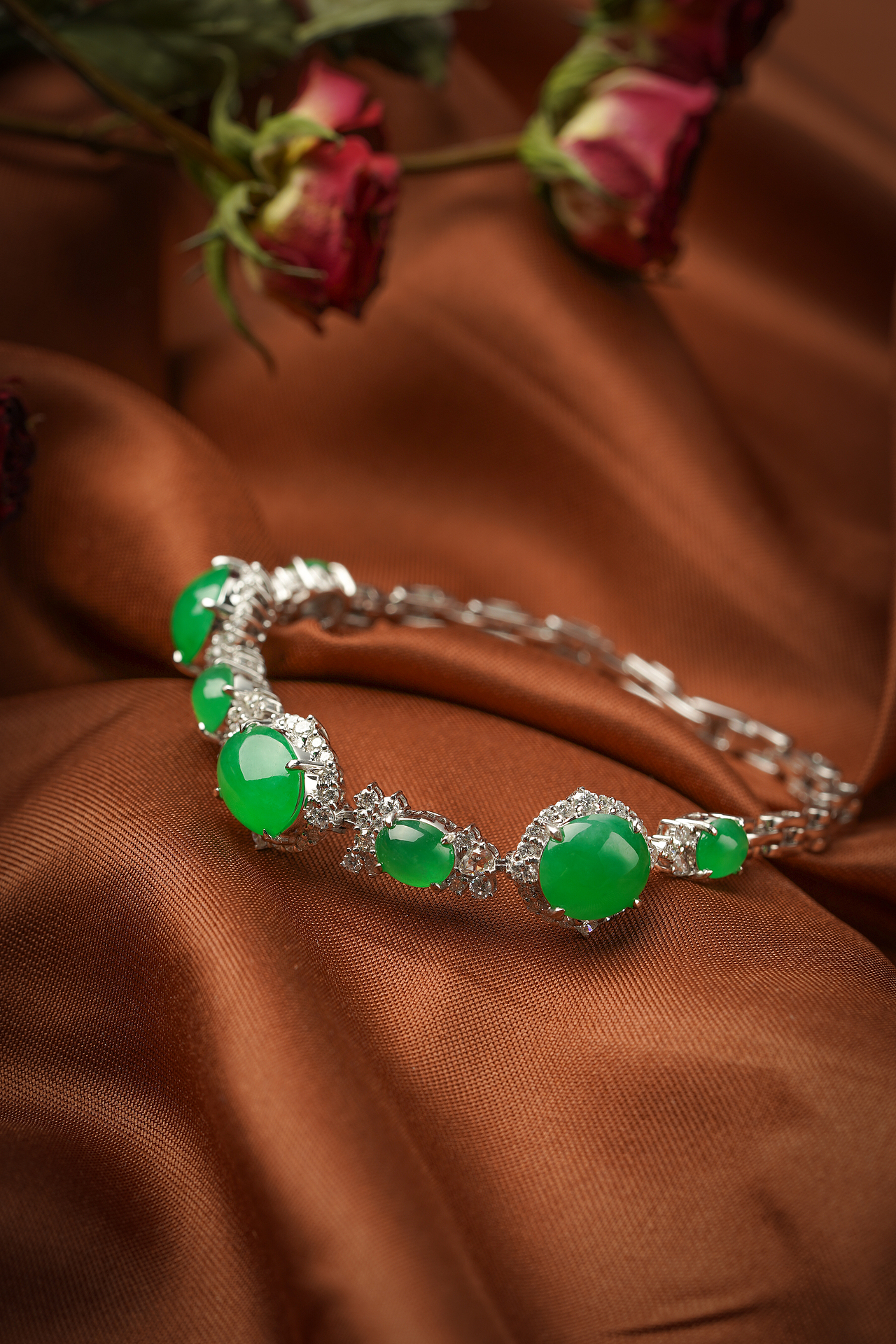 翡翠首饰拍摄（图ZMjQ5NTE0NjQw） - 产品摄影 - 站酷设计师Vinsen林原创素材 - 站酷ZCOOL