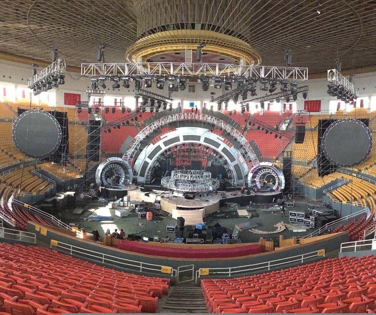 2014年优酷土豆网YC青春的选择颁奖典礼—舞台美术设计