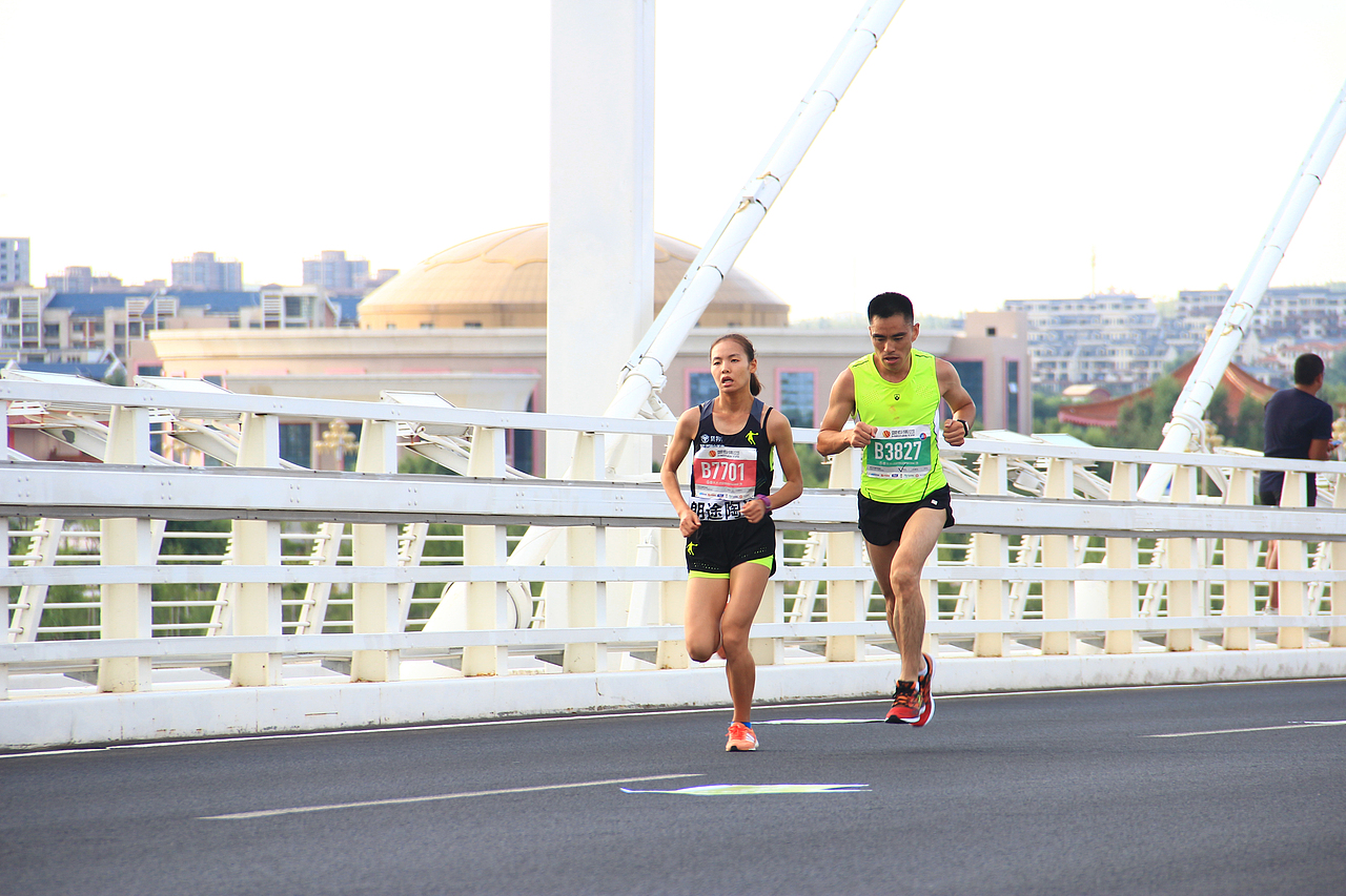 2018鄂尔多斯马拉松