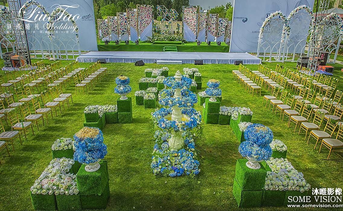 新作品7月6日 夜晚草坪婚礼秀|空间|舞台美术|张艺扬_原创作品-站酷