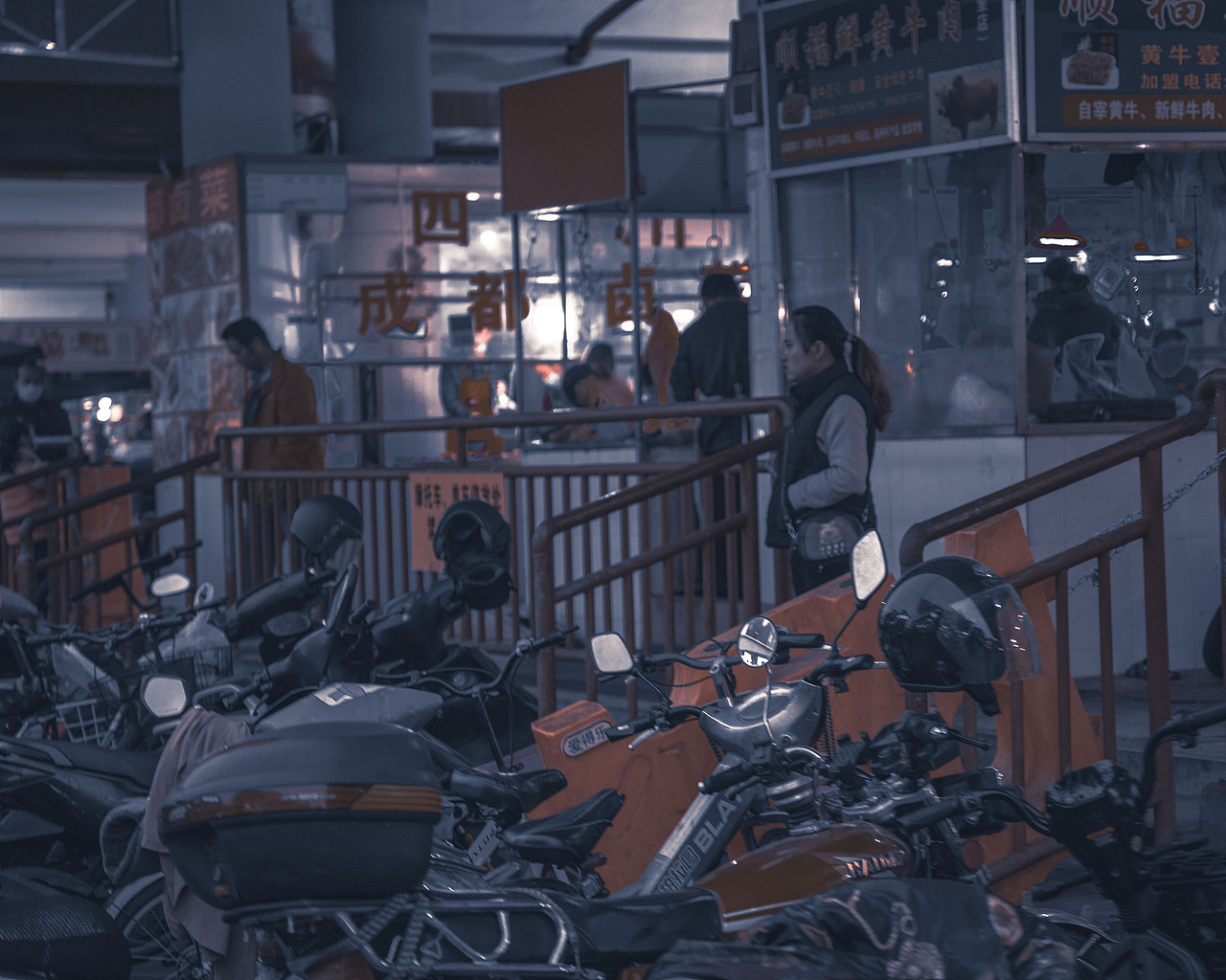 青橙色调街拍（图ZMjM2NDk2NzMy） - 人文/纪实摄影 - 站酷设计师爱摄影集原创素材 - 站酷ZCOOL