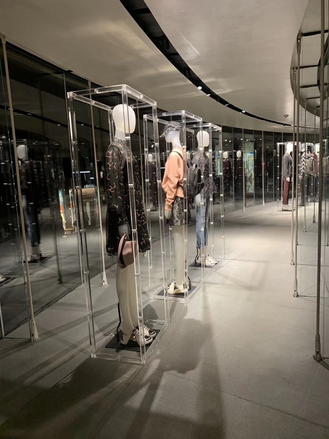 EA Visual merchandising design