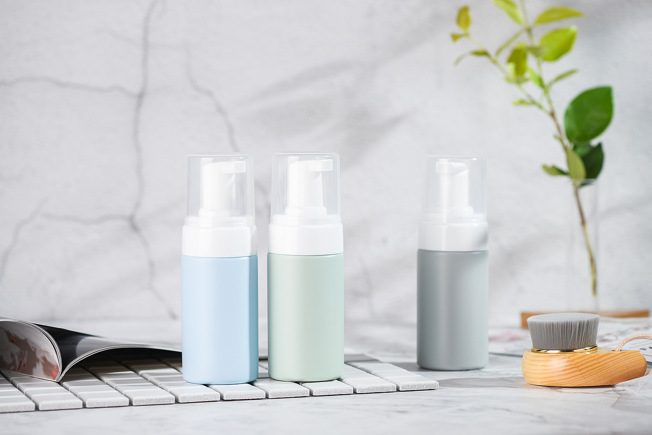 分装瓶简约（图ZMjM2MjM3Njk2） - 产品摄影 - 站酷设计师360度回旋拍原创素材 - 站酷ZCOOL