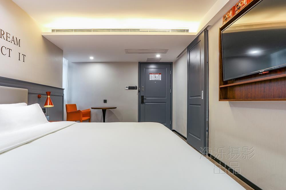 极简雅酷的英伦风酒店——广州城市精选酒店平面摄影