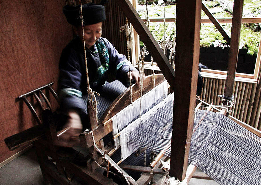 上行设计/贵州创意联盟2015版形象设计