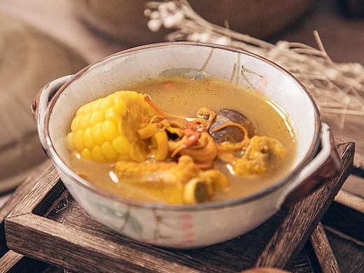 煲汤料 排骨汤美食汤水摄影