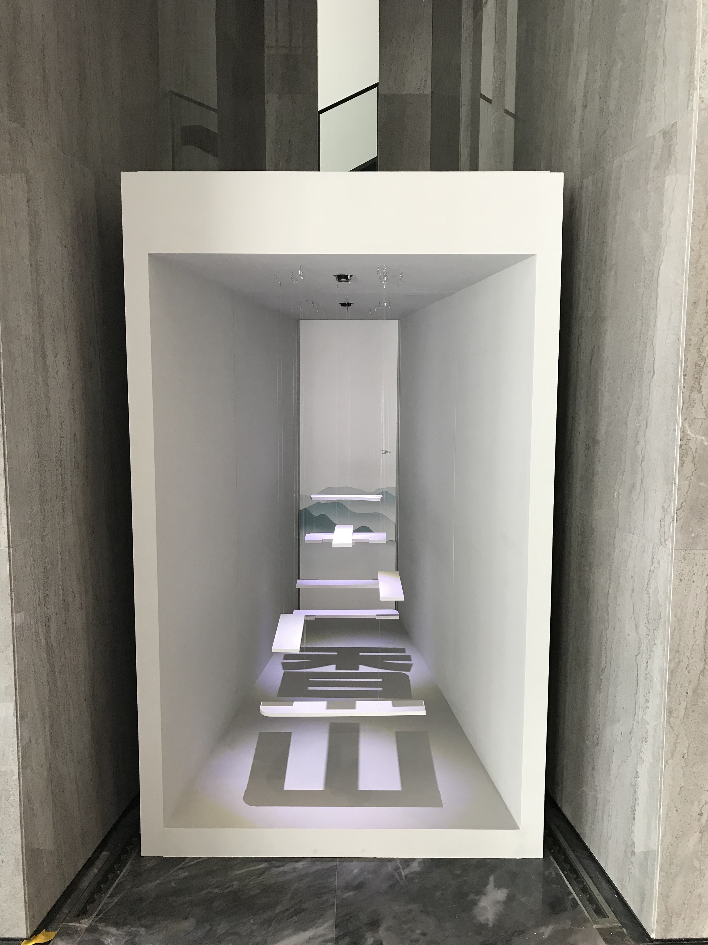 吊装视觉艺术装置.xianshan 公共空间应用 . 不同主题