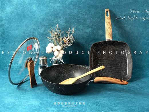 两组锅具拍摄