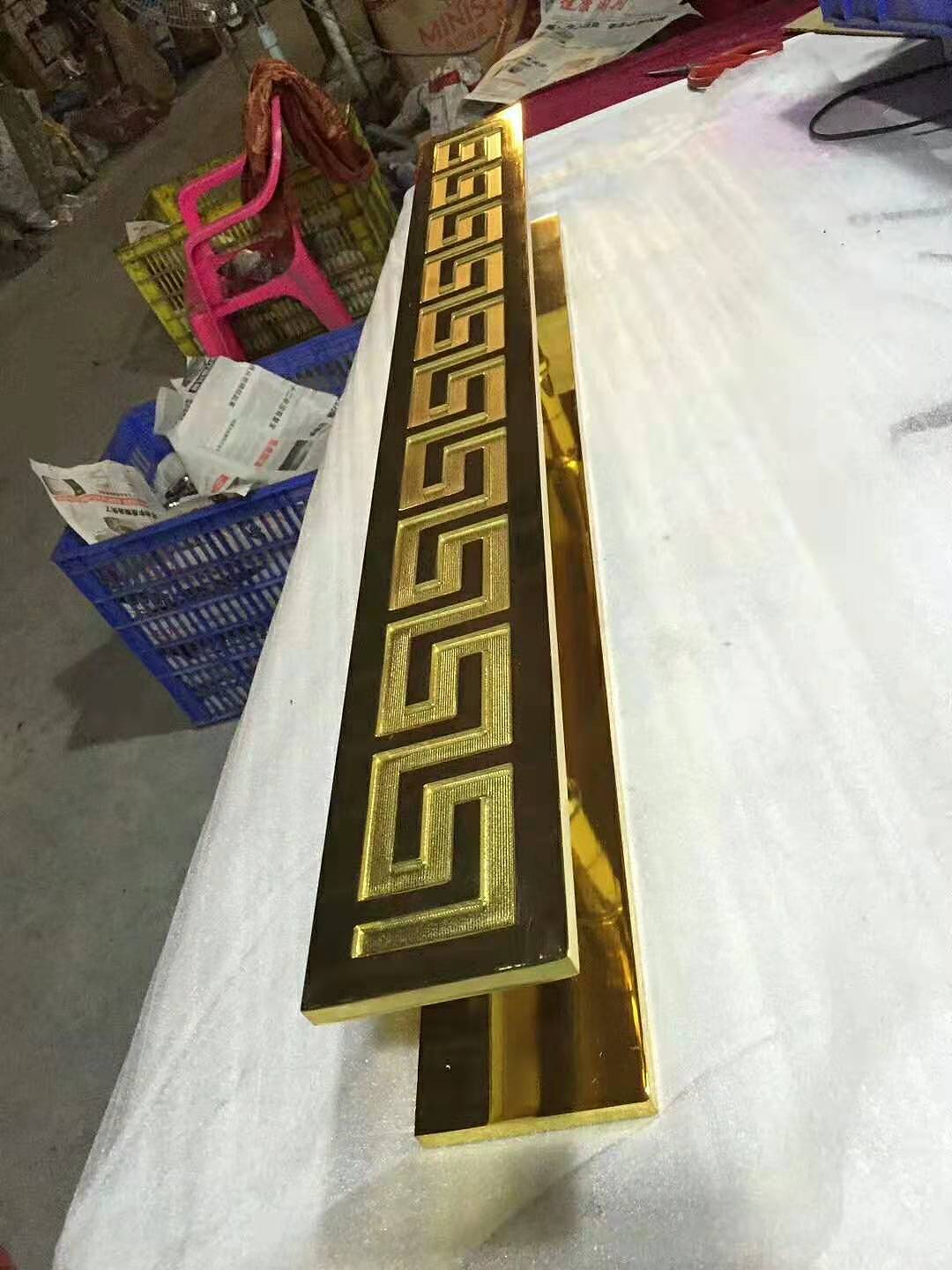 2019爆款大门轻奢镀金拉手私人定制