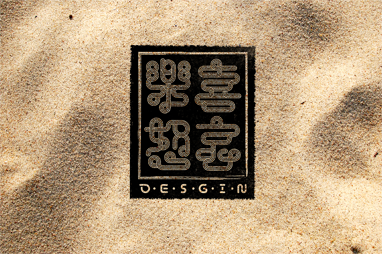 理解,搭配个人爱好中的书法元素和禅元素,对字体的视觉进行全新的演绎