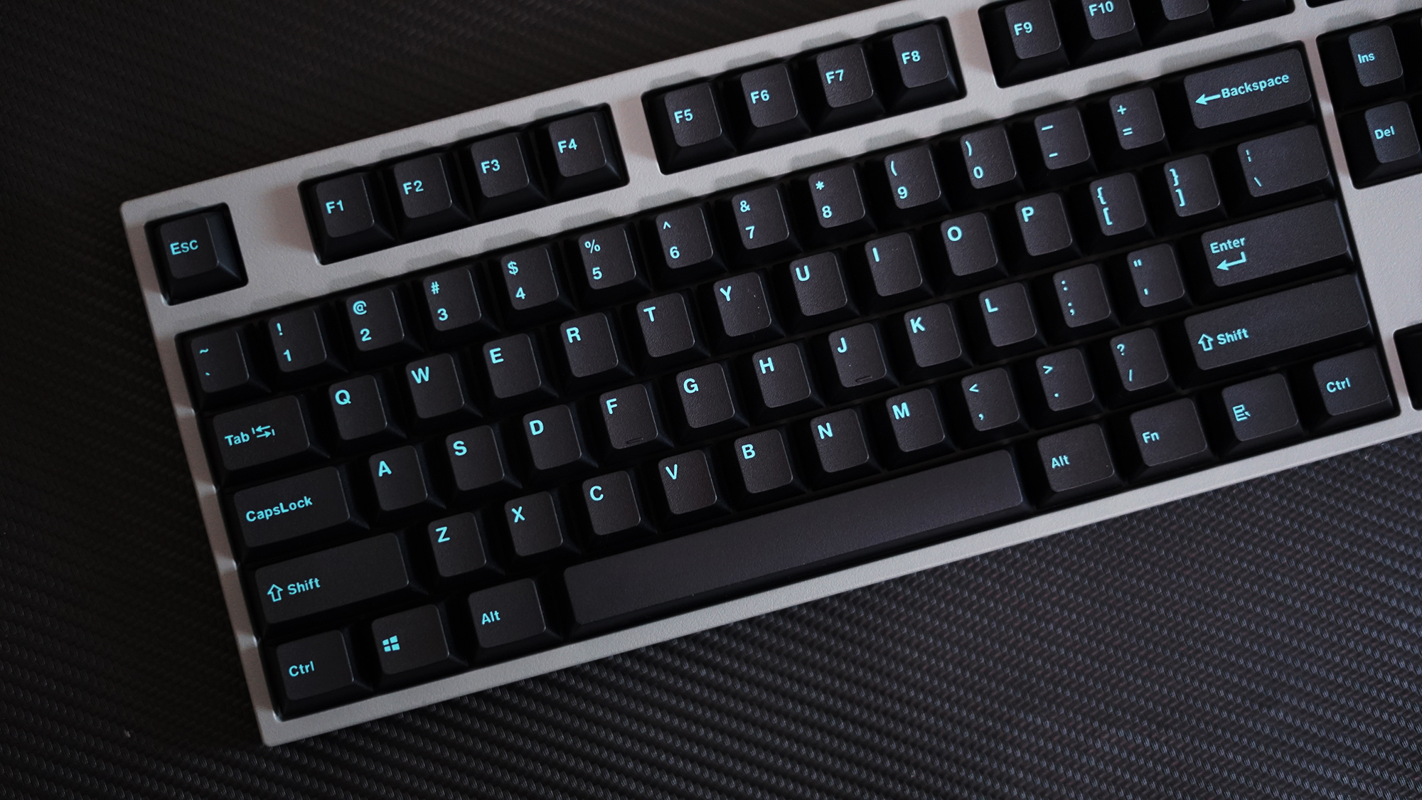 利奥博德 leopoldfc900r机械键盘 茶轴 暗礁配色