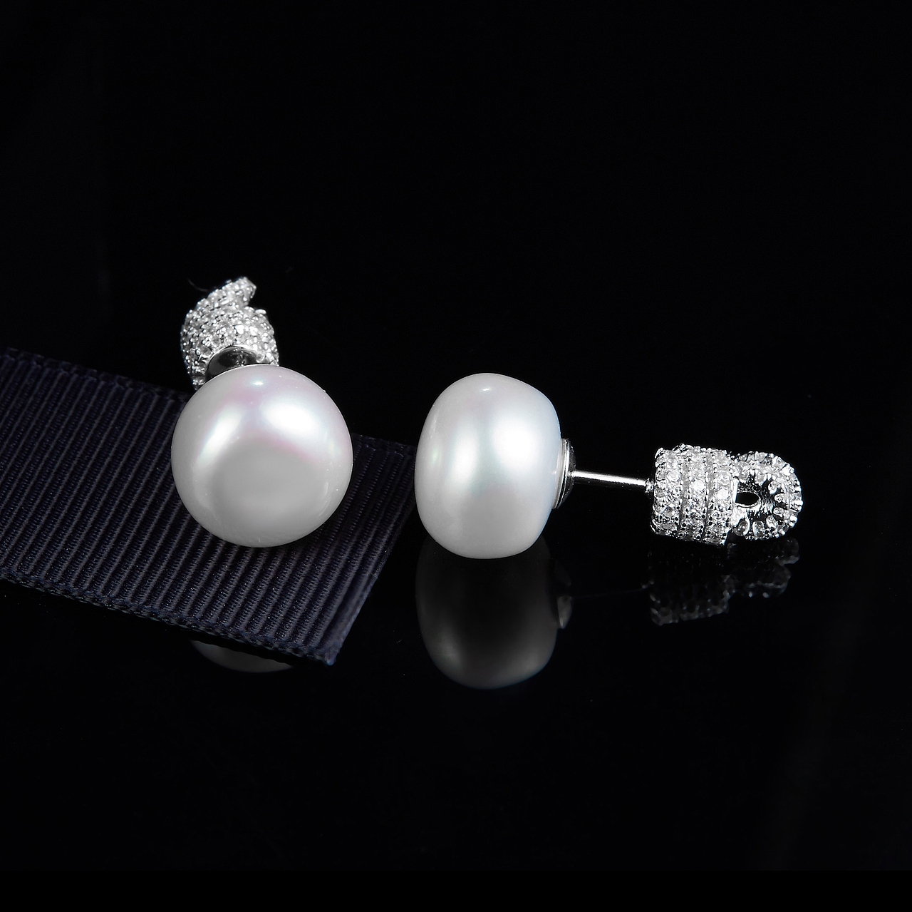 商业珠宝黑色场景摄影拍摄