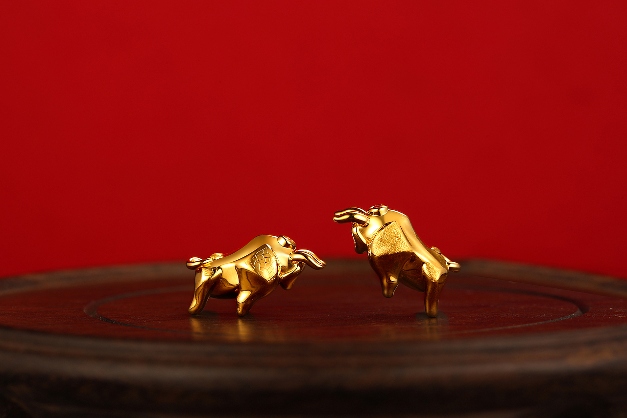 黄金/珠宝/白底图/静物摄影/珍珠/首饰/宝石/场景图