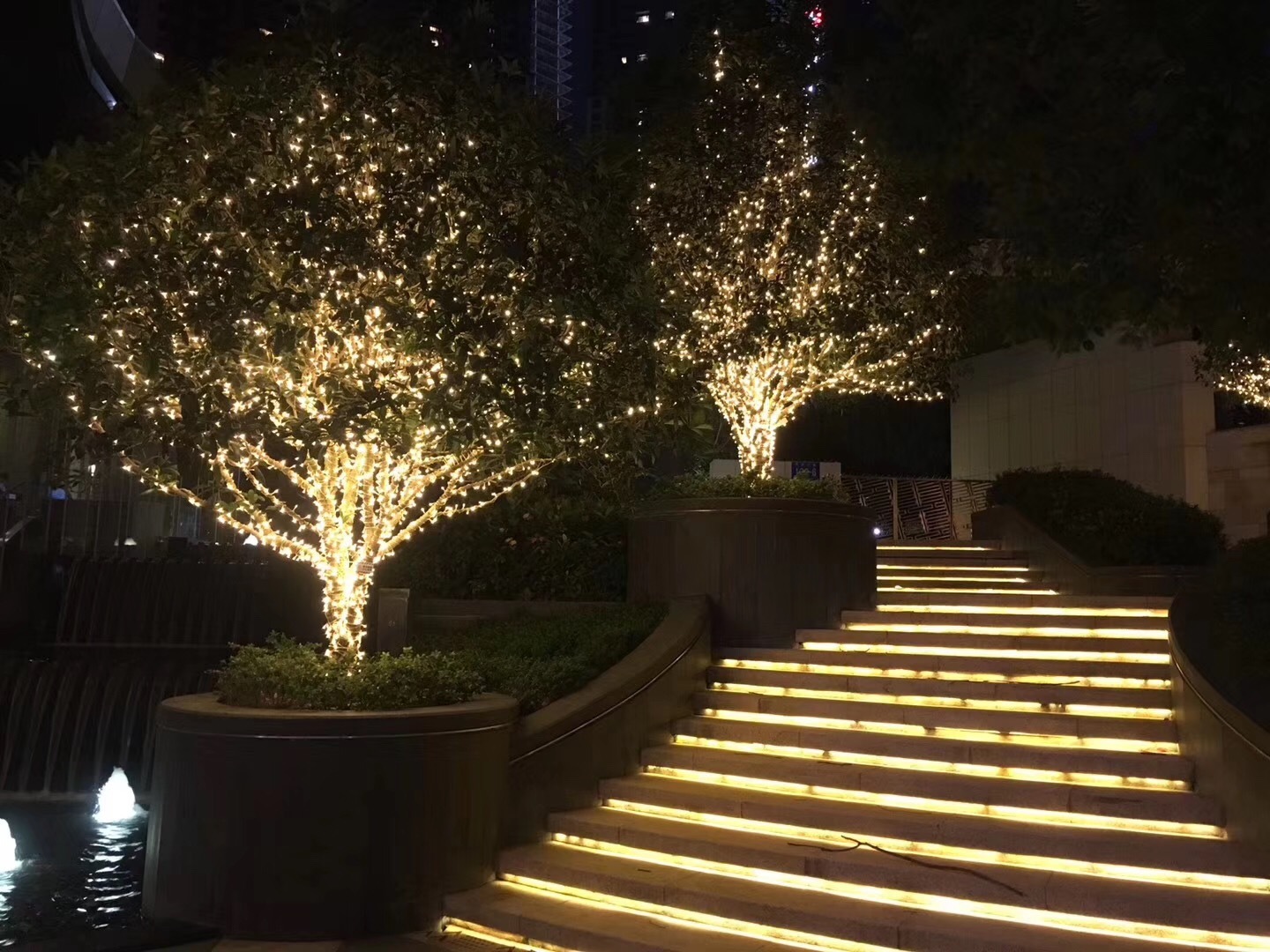 城市规划街道亮化灯光工程厂家铭星灯饰专业生产绕树灯