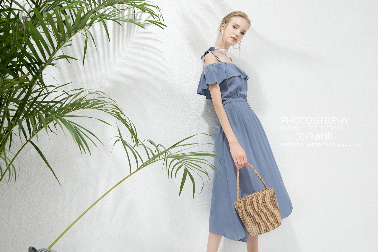 春夏连衣裙拍摄