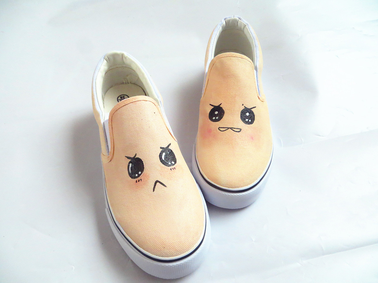 生活的喜怒哀乐鞋子表情故事