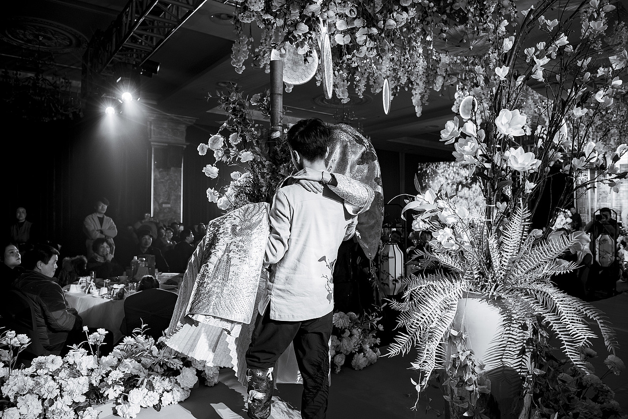 人家三月 繁花似锦