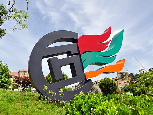 一些金属雕塑设计落地案例